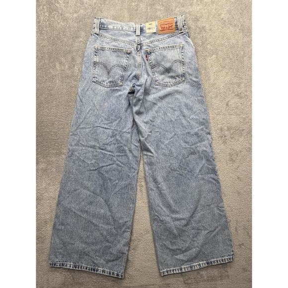 Levi's 94 Baggy Wide Leg Jeans Womens Measured 30x30 Blue Light Wash Distressed - Picture 6 of 9